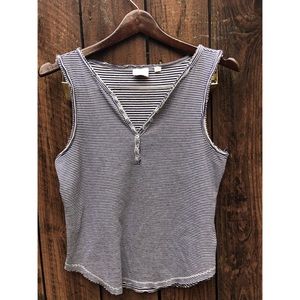 Anthropologie Tops - Anthropologie Postage Stamp Top sz small Anthropologie Tops - Anthropologie Postage Stamp Top sz small